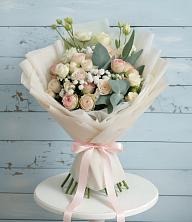 Букет цветов из:  Розы и Лизиантусы в Кузнецово