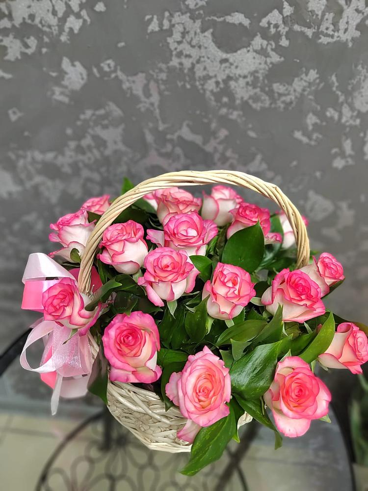 Цветочная композиция из Розы в корзине в Кузнецово