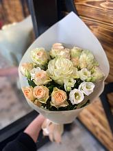 Букет цветов из:  Розы и Лизиантусы #REPLACE_PRED# Кузнецово