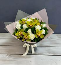 Букет цветов из:  Орхидеи и Розы в Кузнецово