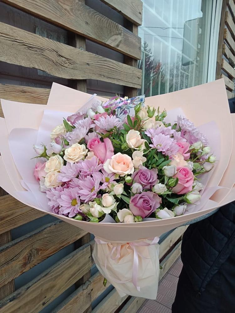 Букет цветов из: Розы и Хризантемы в Кузнецово