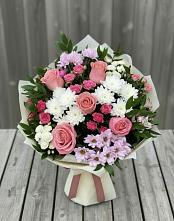 Букет цветов из:  Альстромерии, Гвоздики, Розы и Хризантемы в Кузнецово