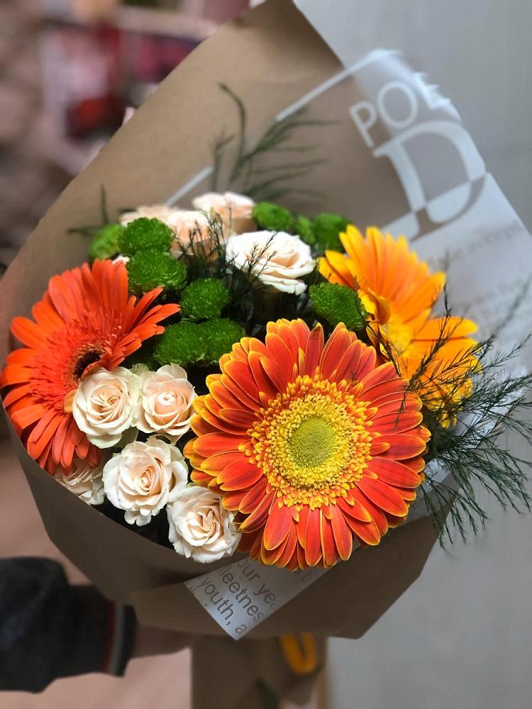 Букет цветов из: Герберы, Хризантемы и Розы в Кузнецово