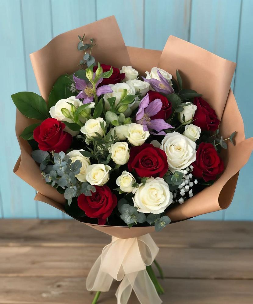 Букет цветов из: Розы и Альстромерии в Кузнецово