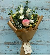 Букет цветов из:  Розы и Лизиантусы в Кузнецово