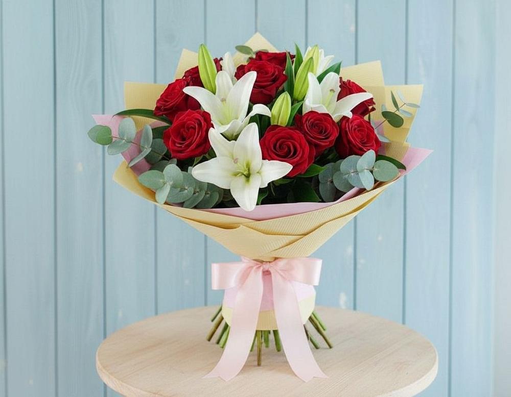 Букет цветов из: Лилии и Розы в Кузнецово